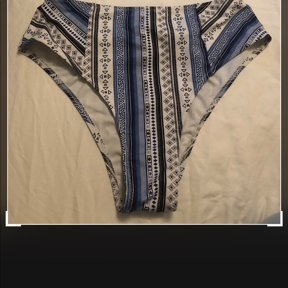 CUPSHE Blue swimsuit - Picture 6 of 7